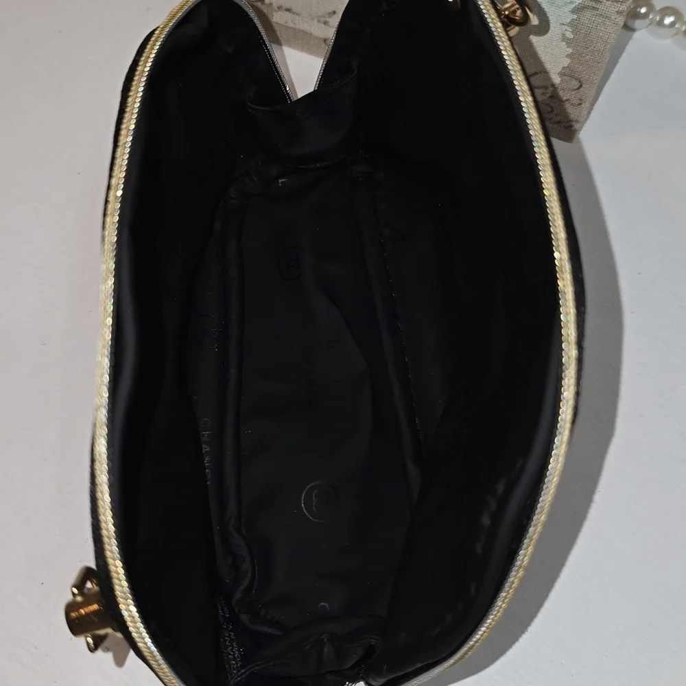 Chanel Pouch with Pearl Strap Plus... B27 - Picture 7 of 8